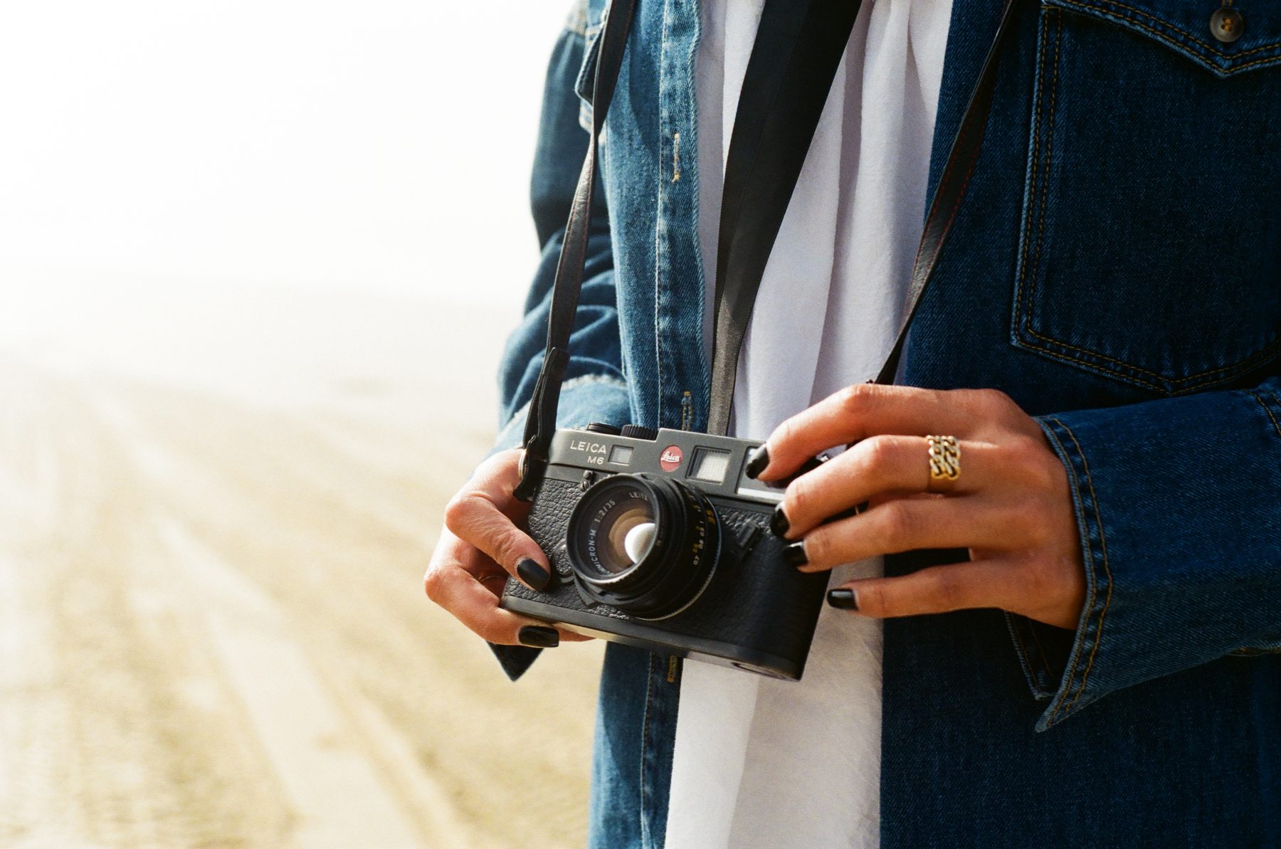 Behind the scenes photograph 97